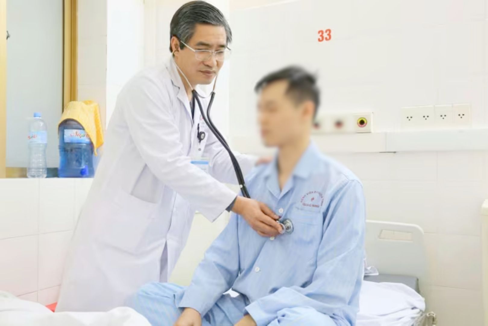 Đi nội soi dạ dày, người đàn ông 29 tuổi thoát nguy cơ tử vong vì nhồi máu cơ tim